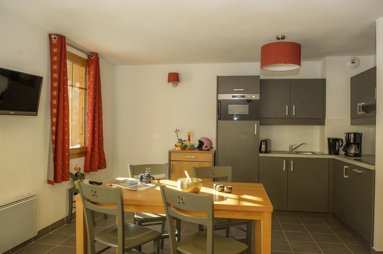 Goelia Les Chalets De Belledonne Saint-Colomban-des-Villards Екстер'єр фото